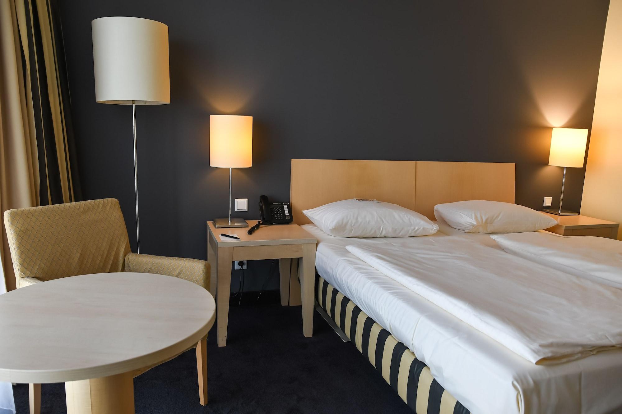 Relexa Hotel Ratingen City Zewnętrze zdjęcie